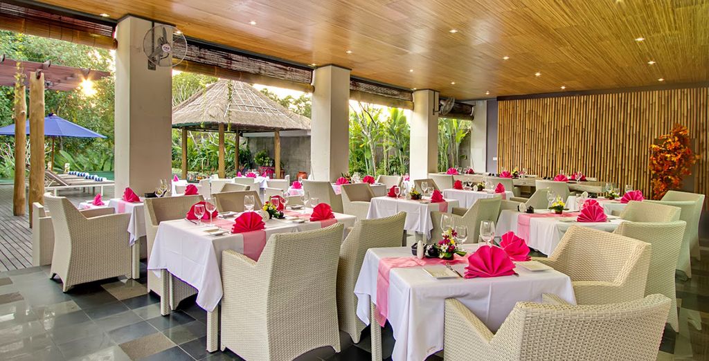 FuramaXclusive Resort & Villas 5* + The Lokha Umalas Villas & Spa 4* + Tanadewa Villas & Spa 4*