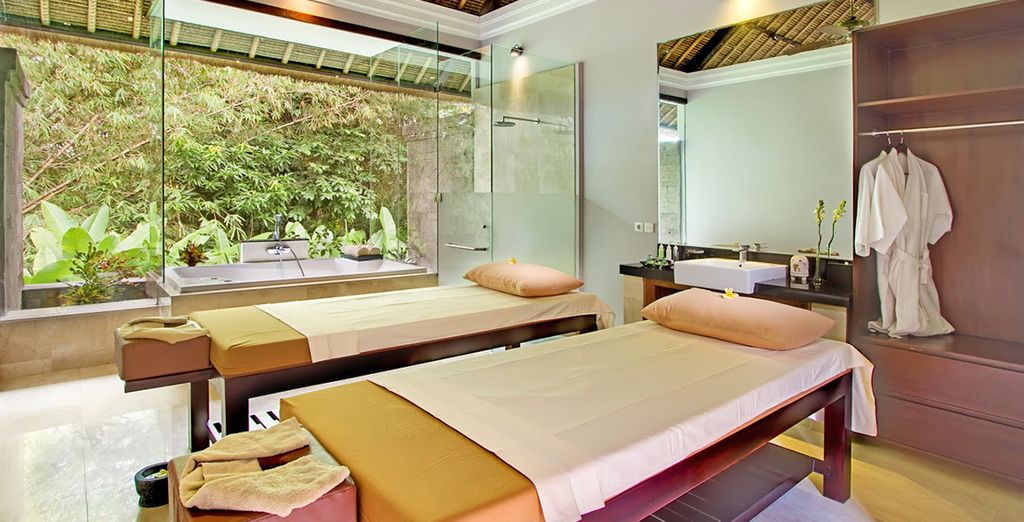 FuramaXclusive Resort & Villas 5* + The Lokha Umalas Villas & Spa 4* + Tanadewa Villas & Spa 4*