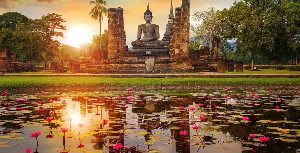 Tour a Nord di Bangkok + Chanalai Flora Resort Phuket 4*