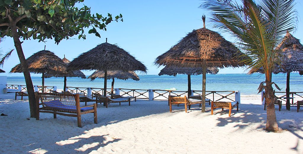 Makuti Beach Bungalows 4*