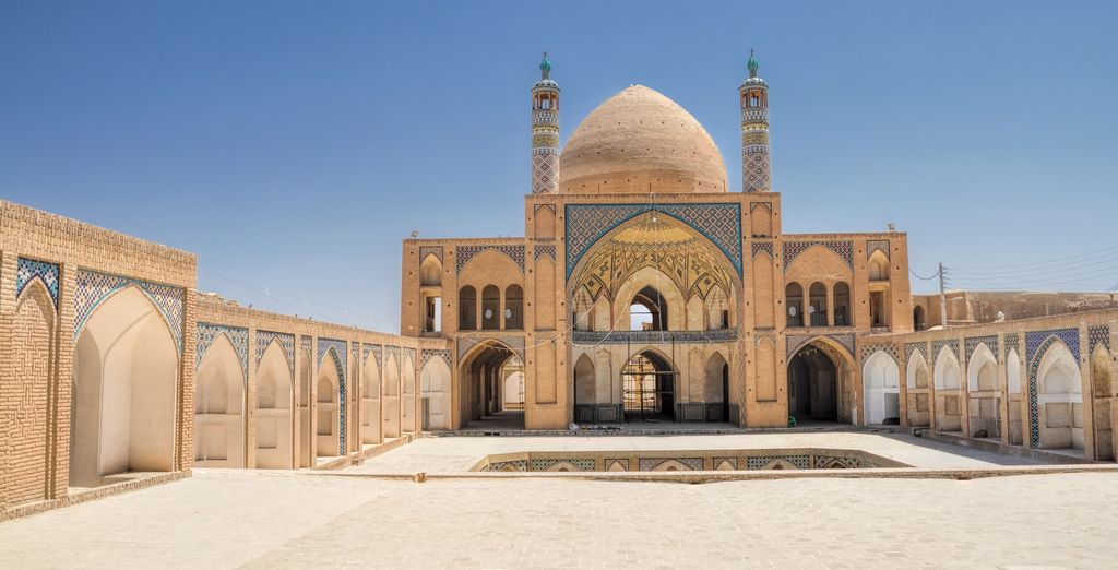 Tour alla Scoperta dell'Iran
