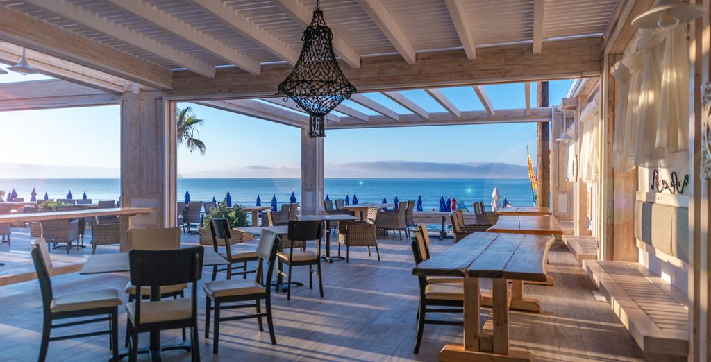 Mandala Seafront Private Suites - Adults Only