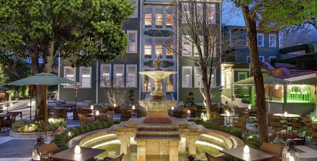 Hagia Sofia Mansions Istanbul, Curio Collection by Hilton 5*