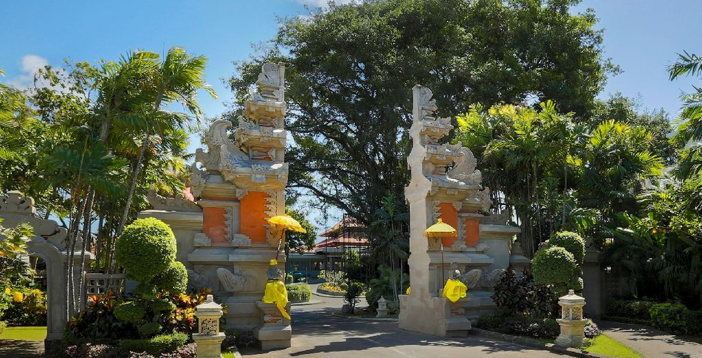 Best Western Premier Agung Resort Ubud 4* + Eastin Ashta Resort Canggu + Bali Dinasty Resort 4*