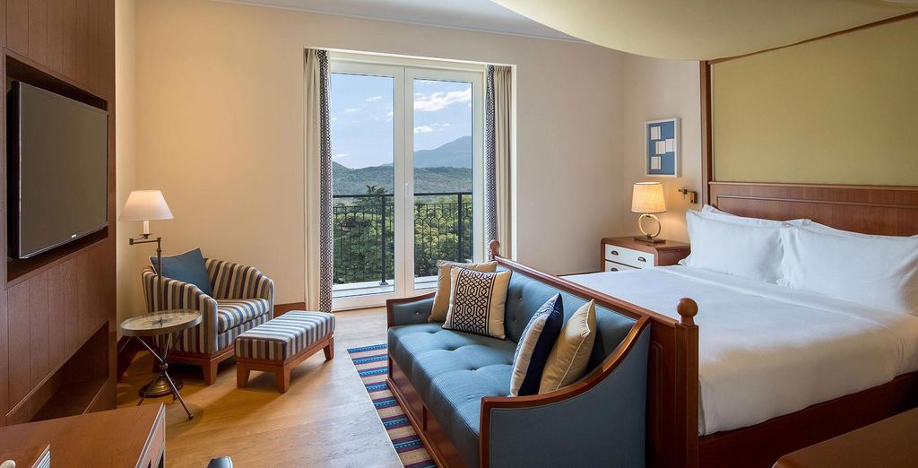 Regent Porto Montenegro 5*