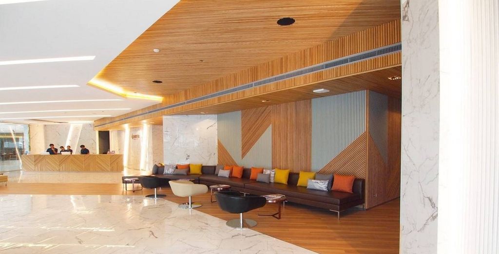 Sibsan Luxury Rimping 5* + The Quarter Ari 4* + Burasari Phuket 4*
