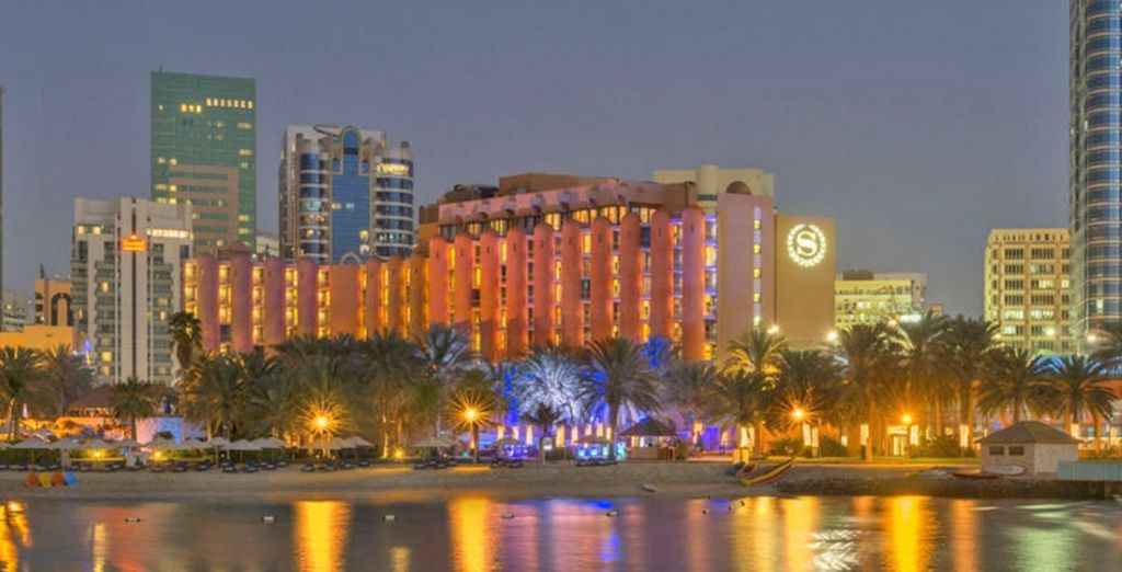 Pullman Dubai Jumeirah Lake Towers + Sheraton Abu Dhabi