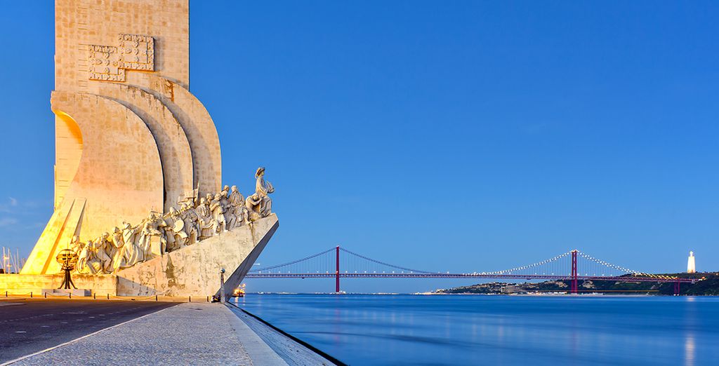 Lisboa Carmo Hotel 4*