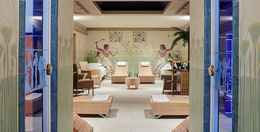 Living Hotel Kanzler 4*
