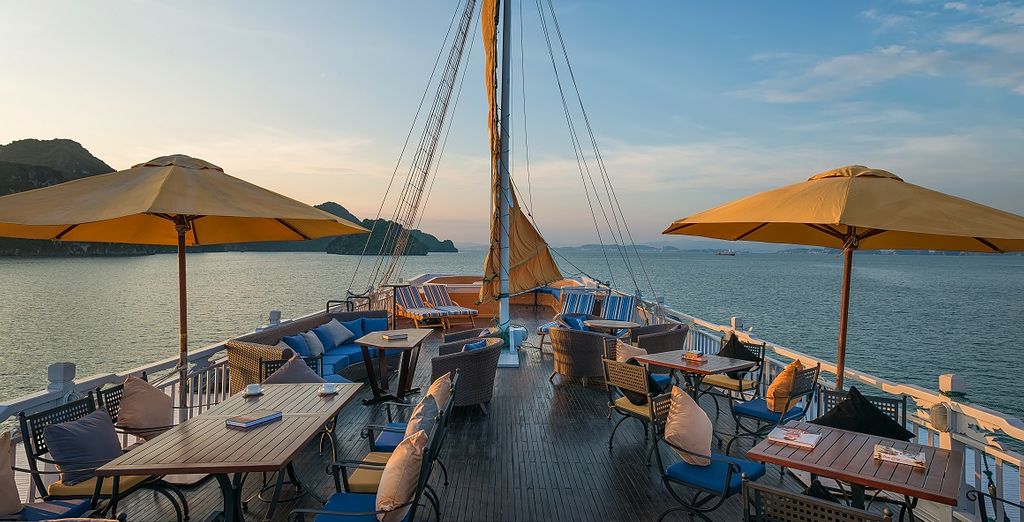 Tour privato del Vietnam + estensione mare a Mui Ne
