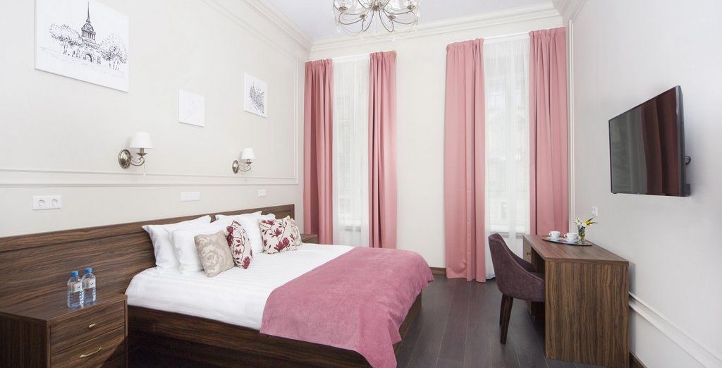 Grand Hotel Tchaikovsky  4*