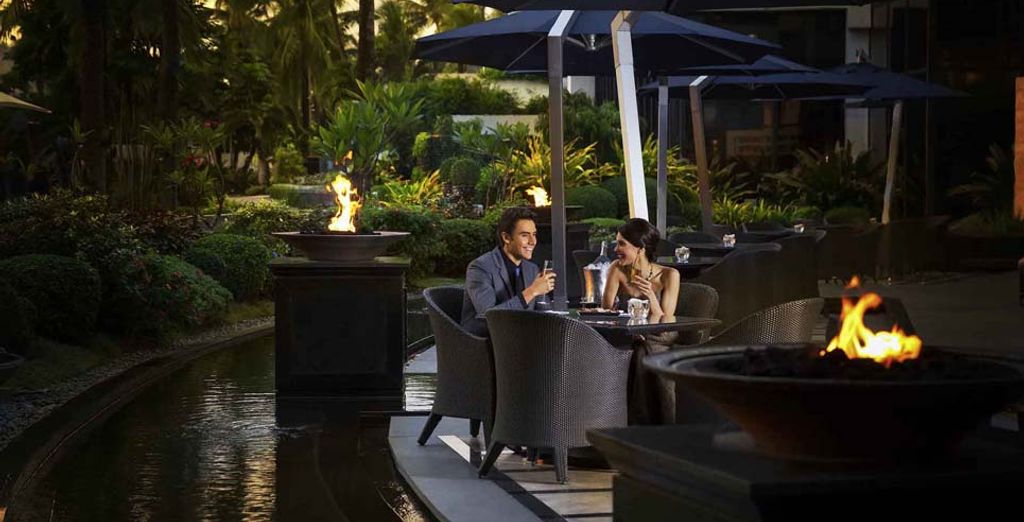Sofitel Philippine Plaza Hotel 5* e Crimson Boracay Resort 5*