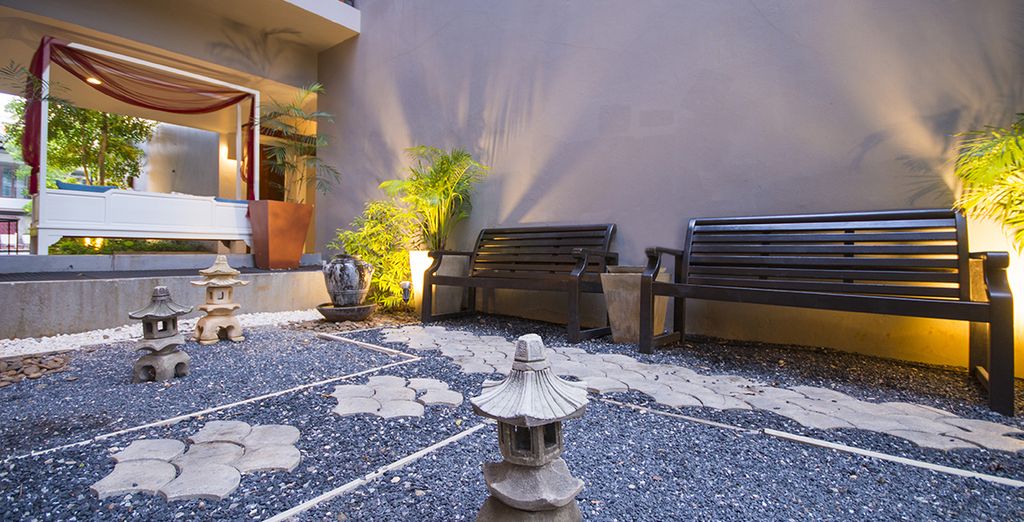 Centre Point Hotel Silom Bangkok 4* & Red Ginger Chic Resort 4*