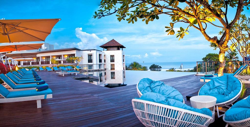 Pullman Legian 5* + Novotel Lombok 4* + Novotel Nusa Dua 5*