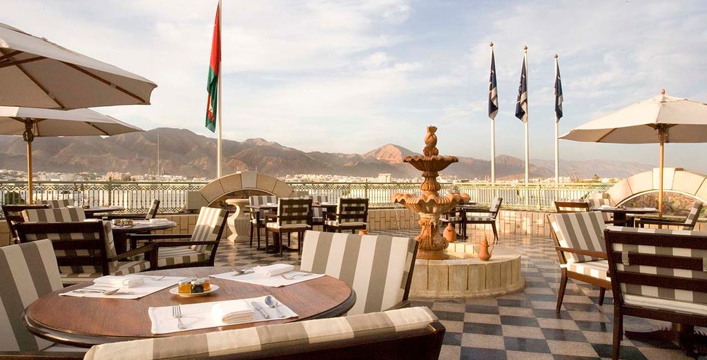 Grand Hyatt Muscat 5* con escursioni incluse