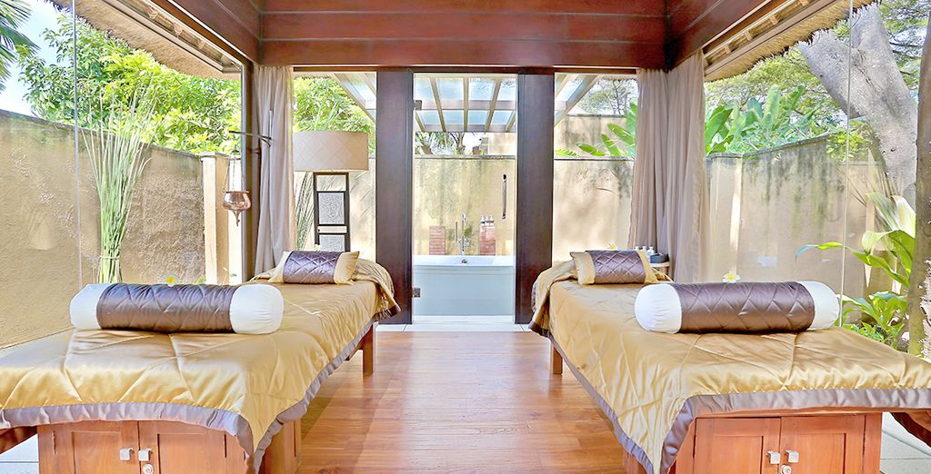 MGallery The Royal Beach Seminyak 5* + MGallery Amarterra Villas Nusa Dua 5*