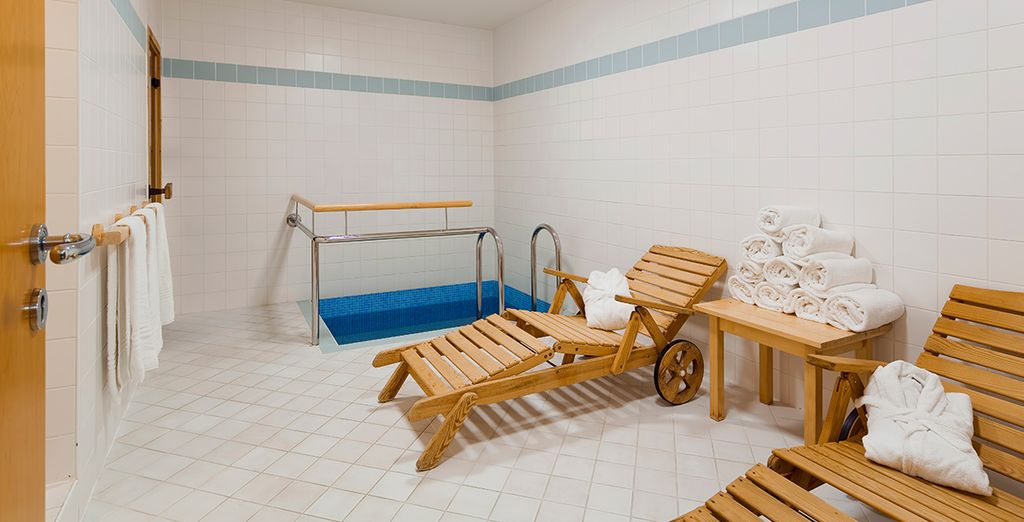 Mamaison Residence Downtown Prague 4*