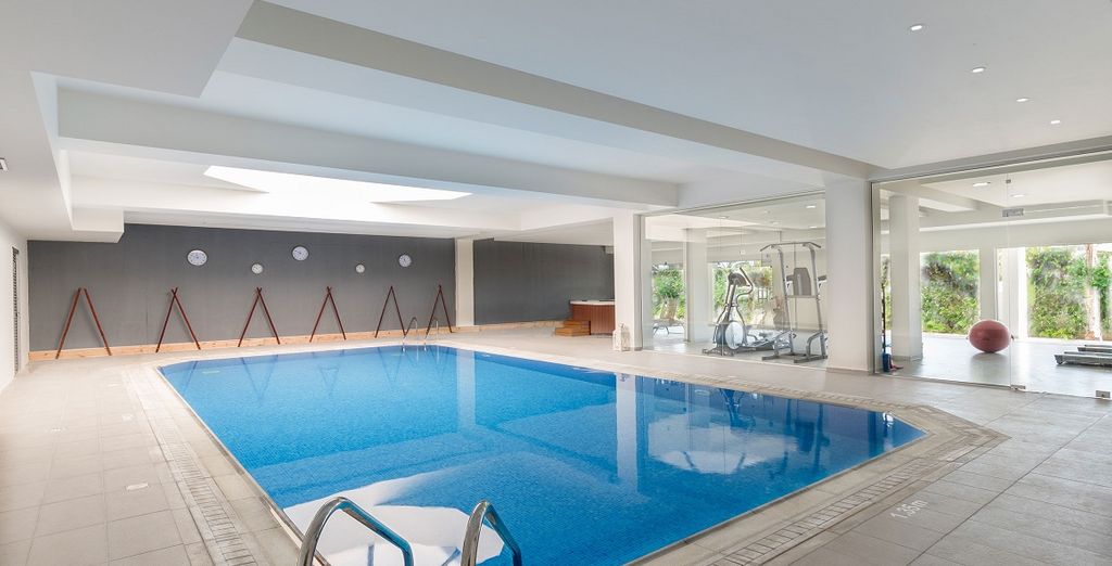 Royal Blue Resort & SPA 4*