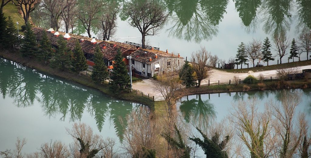 Tenuta Santi Giacomo e Filippo - Urbino Resort Hotel 4*