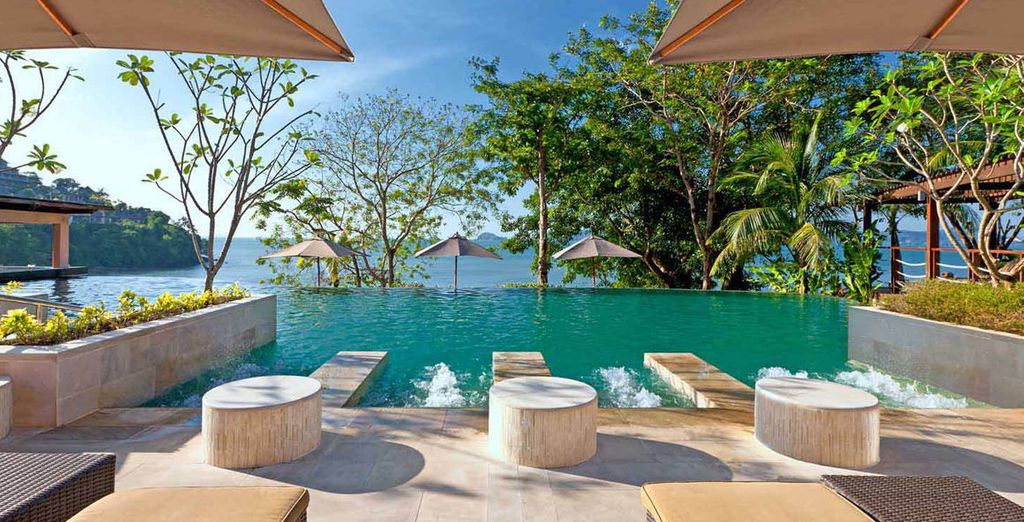 Avani Riverside Bangkok Hotel 5* & The Westin Siray Bay Resort & Spa Phuket 5*