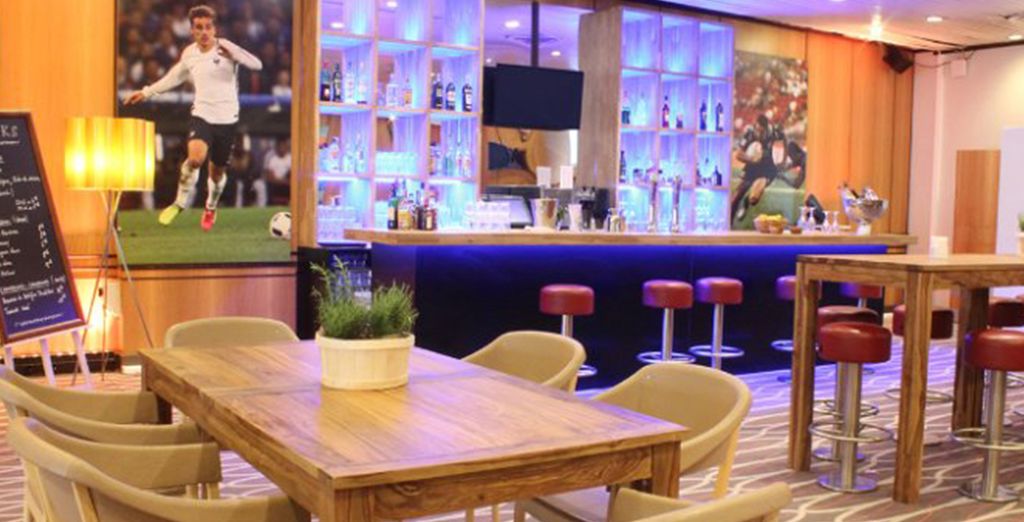 Hyatt Regency Paris Etoile 4*
