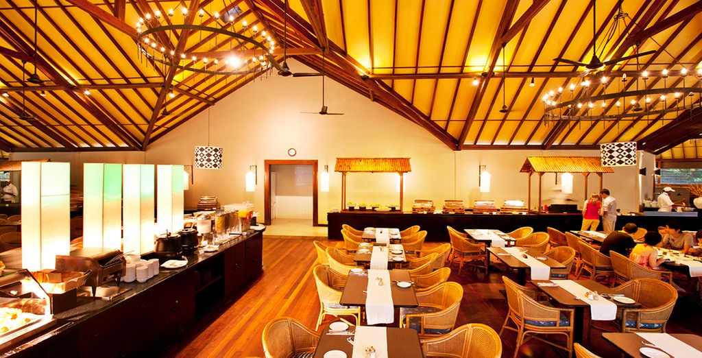  JA Ocean View Hotel 4* a Dubai + Adaaran Select Meedhupparu 4* Maldive