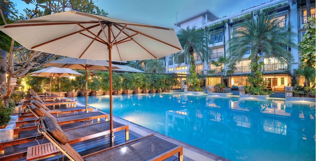 Sibsan Luxury Rimping 5* + The Quarter Ari 4* + Burasari Phuket 4*