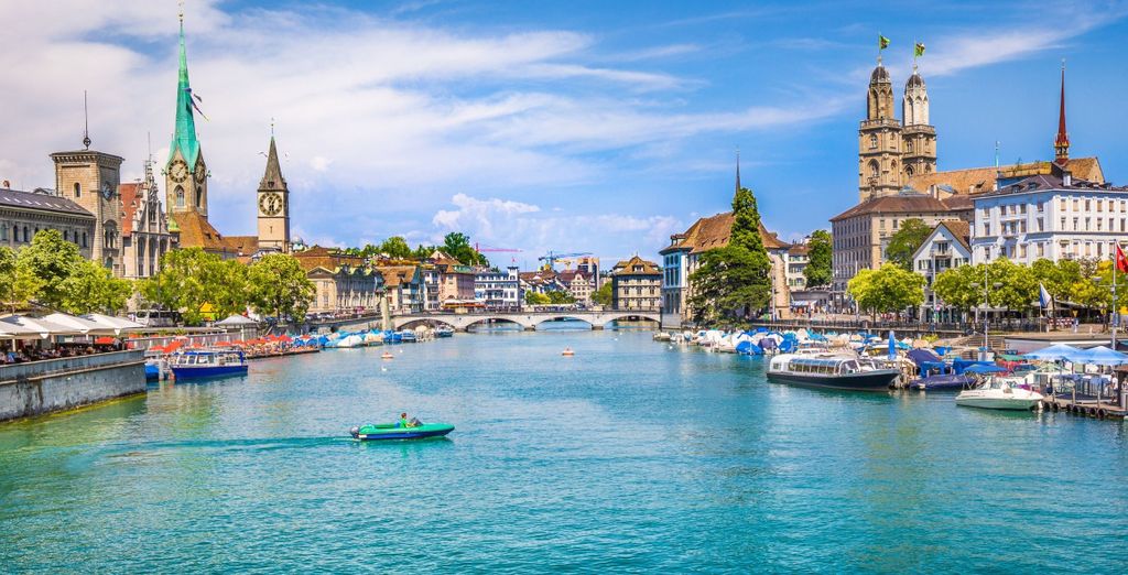Lake Zurich promenade