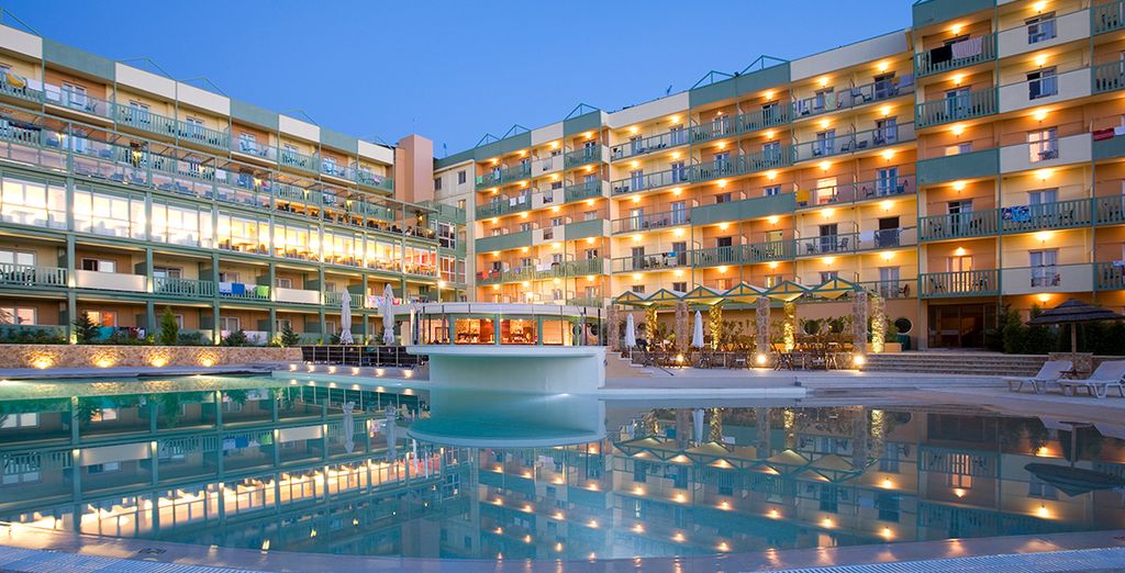 Ariti Grand Corfu 4*