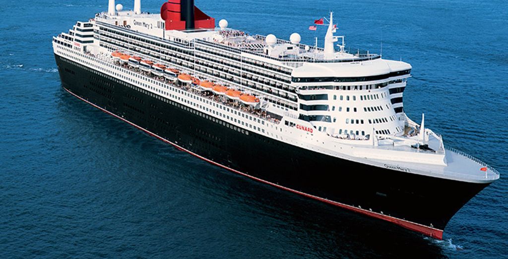 Queen Elizabeth or Queen Mary 2 Cruise - Hamburg