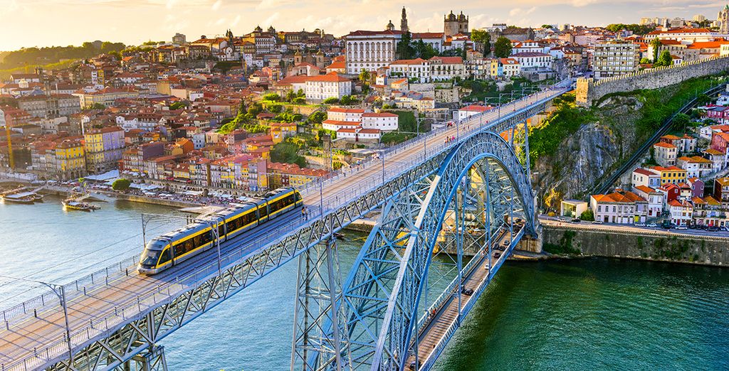 Discover the Coast of Porto 4*