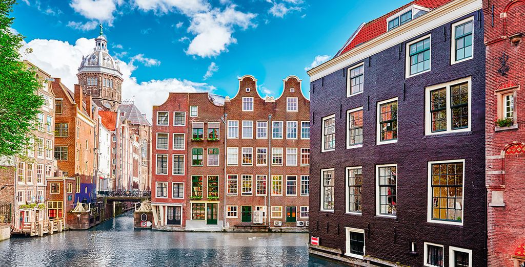 Last minute hotel deals to Amsterdam