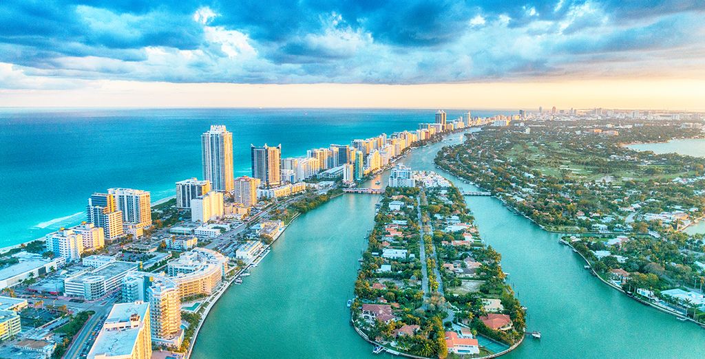 Experience the glamorous city of Miami with Voyage Privé