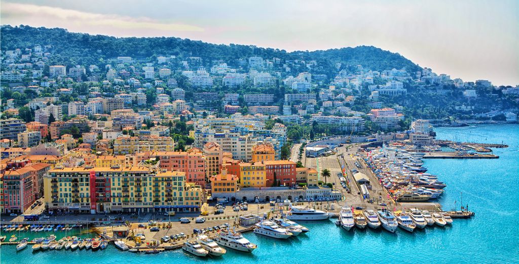 Discover the sunny french City Nice with Voyage Privé
