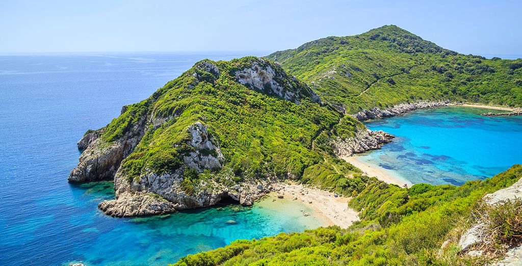 Discover all the wonders of Corfu Town