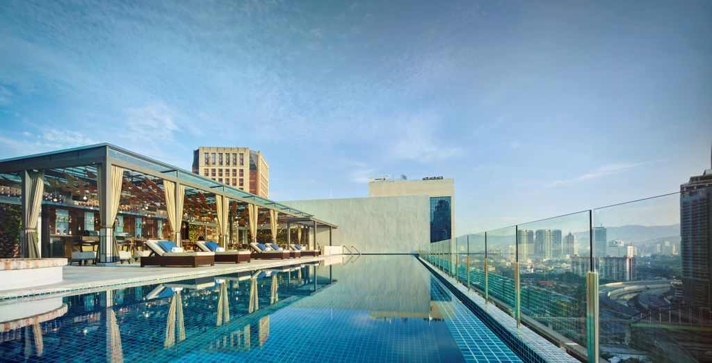 Hotel Stripes Kuala Lumpur 5* & Pangkor Laut Resort 5* - best hotels with Voyage Privé