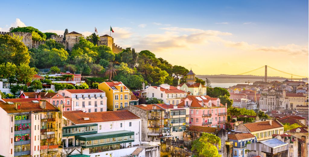 Travel Guide : wonders of Lisbon