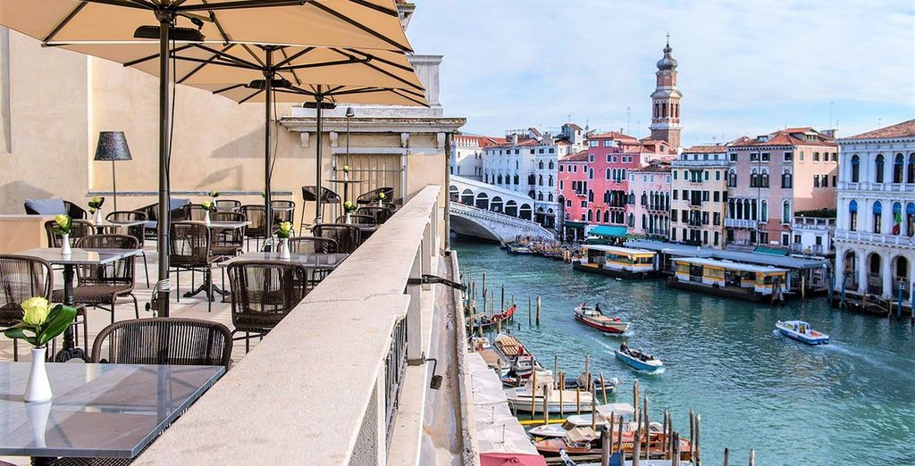 H10 Palazzo Canova 4* - Venice - Up to -70% | Voyage Privé