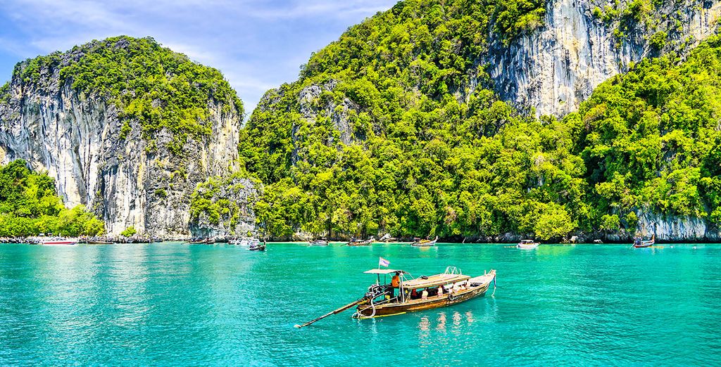 Private Tour of Northern Thailand & Optional Phuket Extension