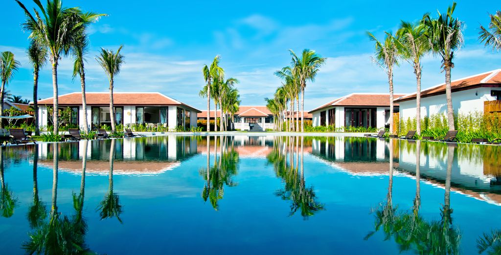 Hong Kong & Vietnam - Triple Centre 5*