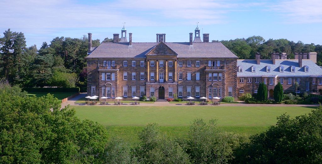 Crathorne Hall Hotel 4*