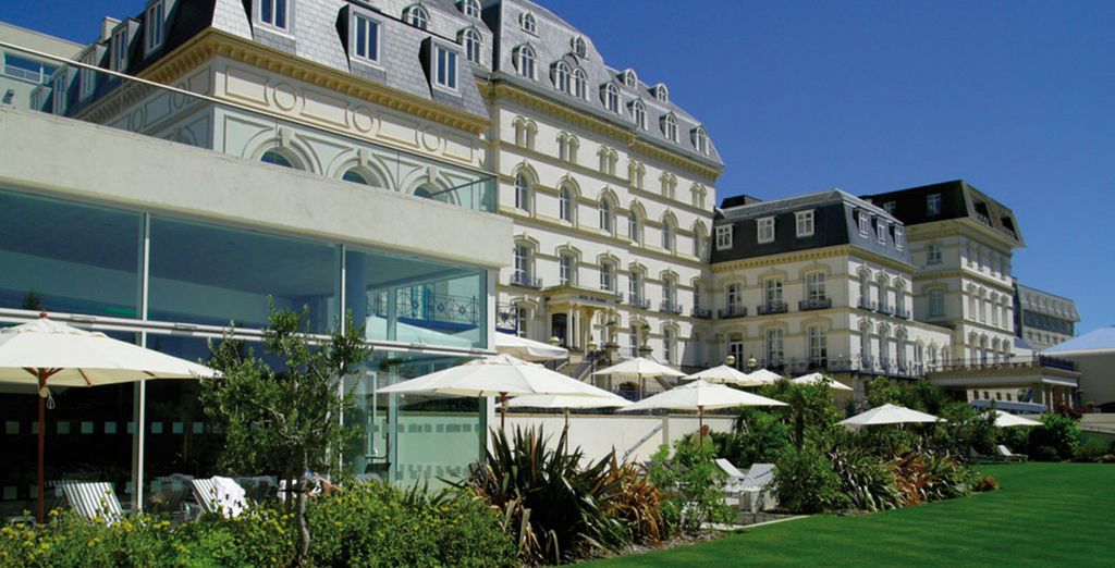 Hotel De France & Spa 4*