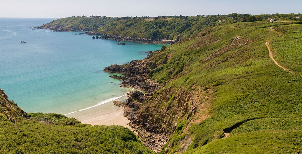 Holidays to Guernsey - information