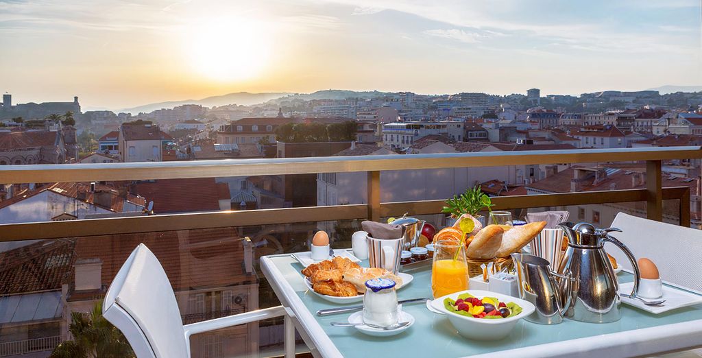 Hotel Barrière Le Gray d'Albion 4*