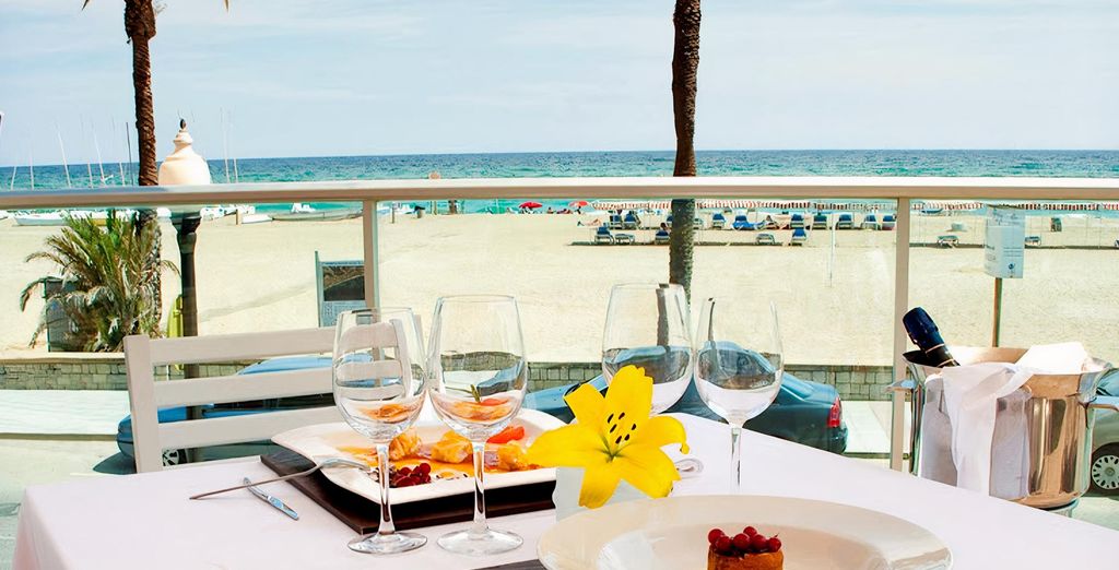 Hotel Nuba Comarruga 4*