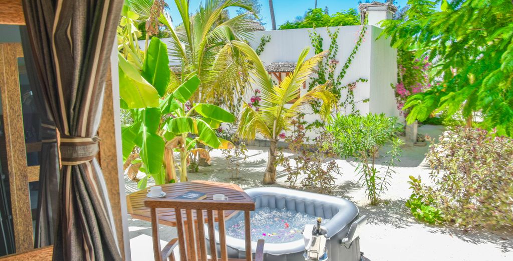 Safari nella natura con estensione al White Paradise 4*