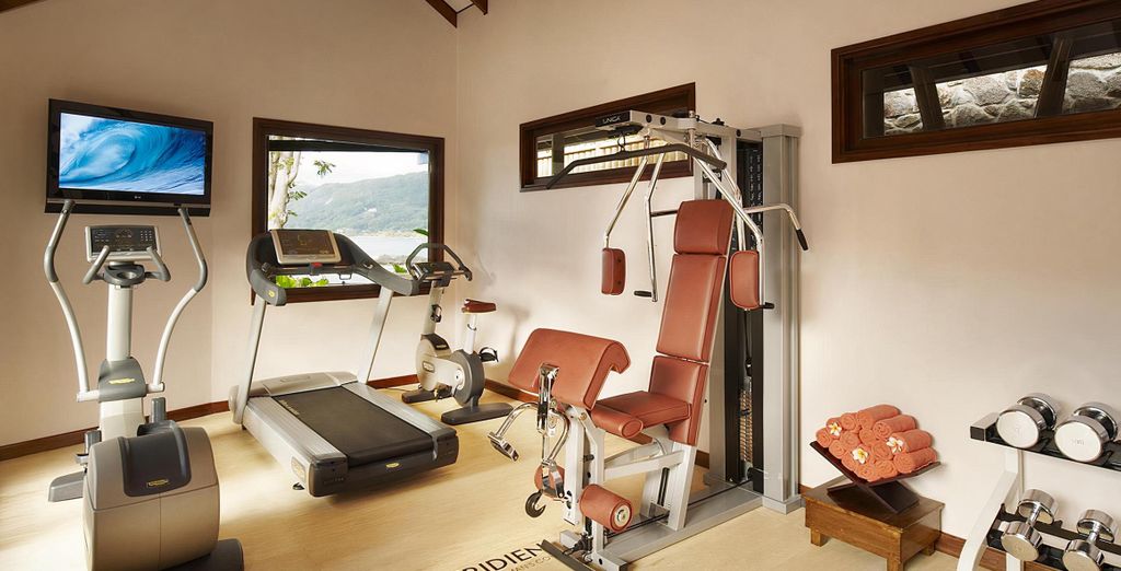 Combinato 5*: Fisherman's Cove Resort e Park Hyatt Doha