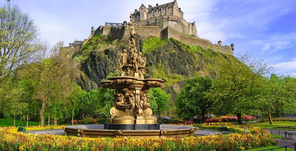Novotel Edinburgh City Centre 4*
