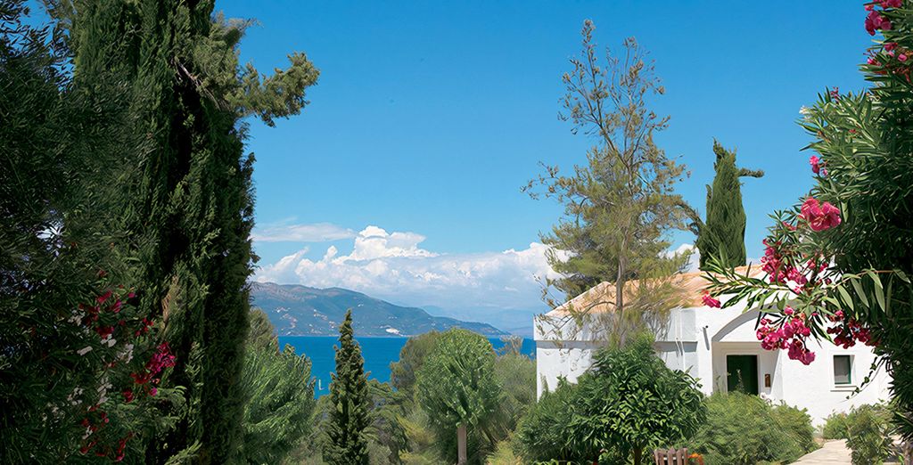 Grecotel Daphnila Bay 4*