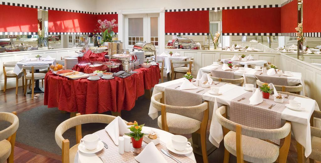  Hotel Mamaison Riverside 5*